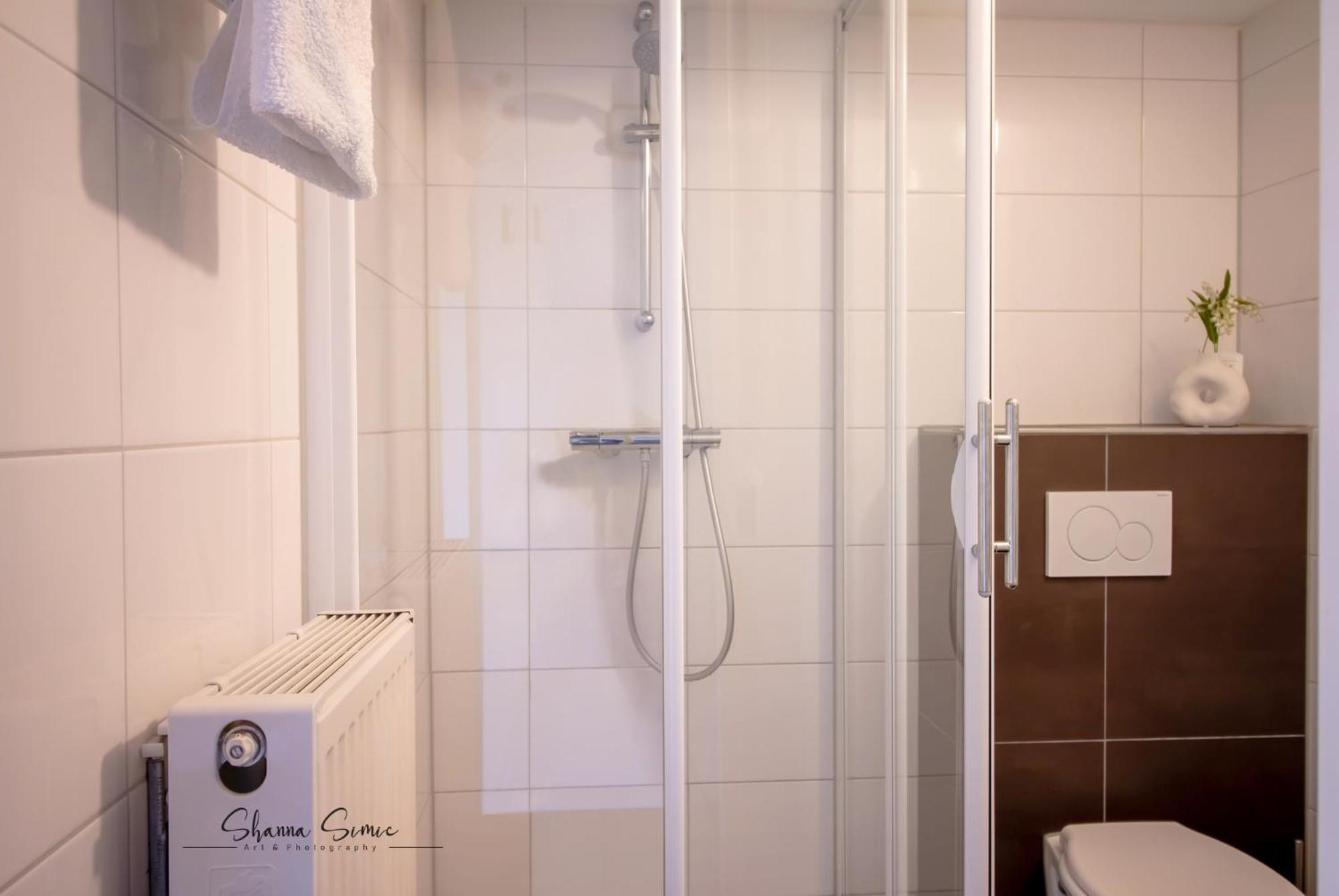 אלקמאר Aparthotel De Koning By Urban Home Stay מראה חיצוני תמונה
